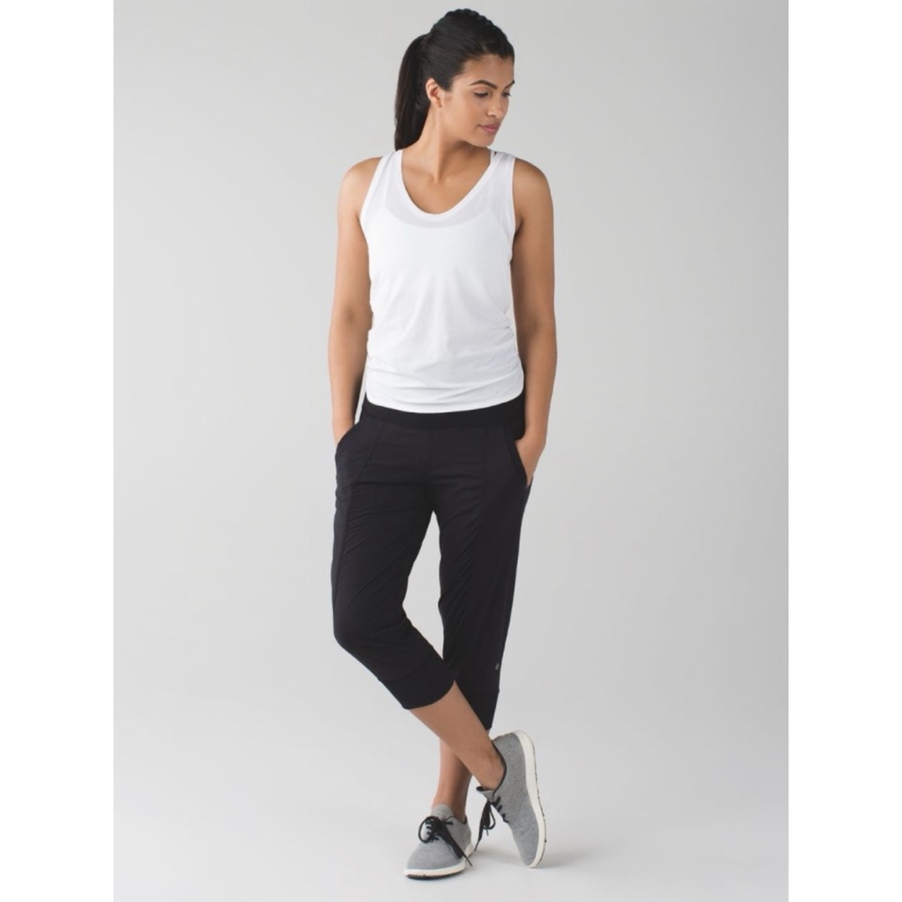 Lululemon In Flux Crop Black 6